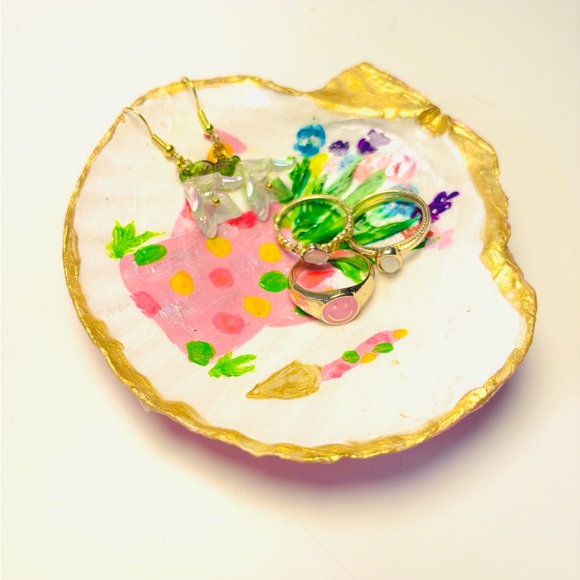Handmade “mommy & Me” Shell Ring Dish Pair With Handpainted Design - Picture 6 of 11